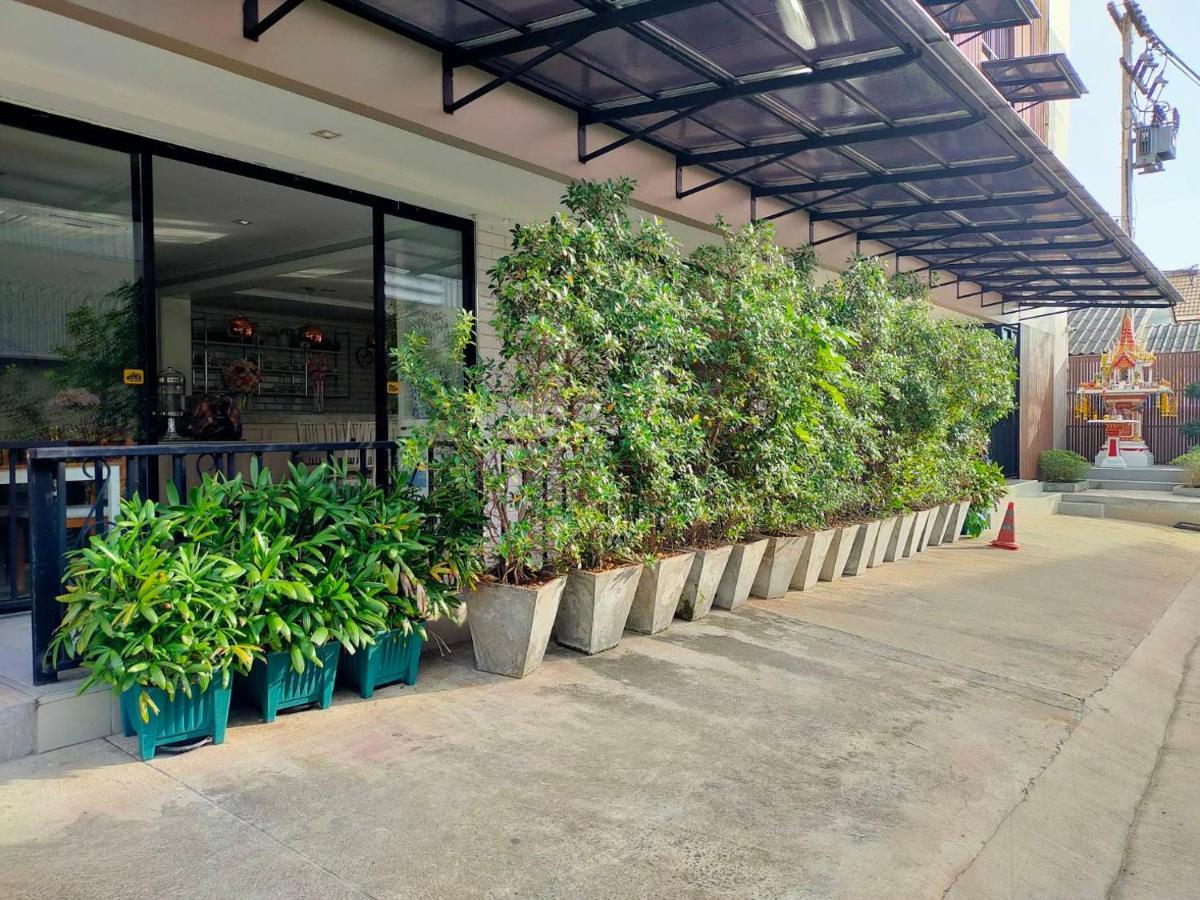 168 Studio Hotel Ubon Ratchathani Εξωτερικό φωτογραφία
