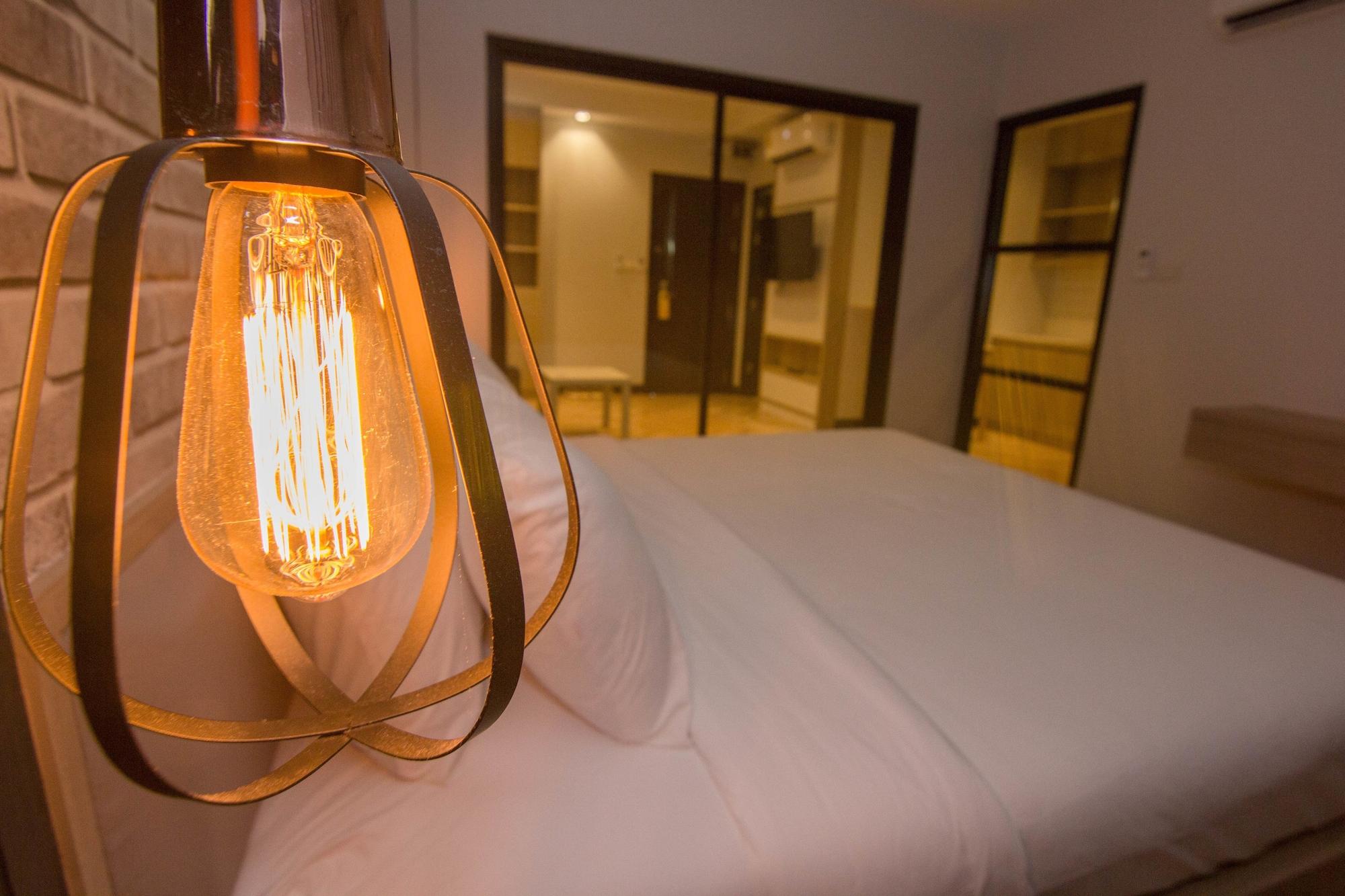 168 Studio Hotel Ubon Ratchathani Εξωτερικό φωτογραφία