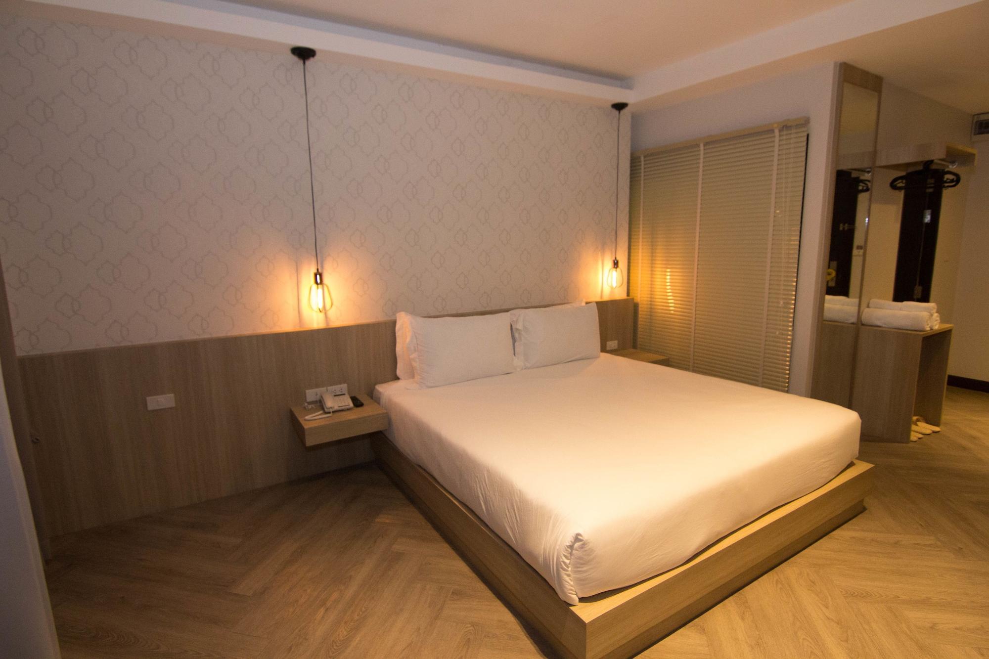 168 Studio Hotel Ubon Ratchathani Εξωτερικό φωτογραφία