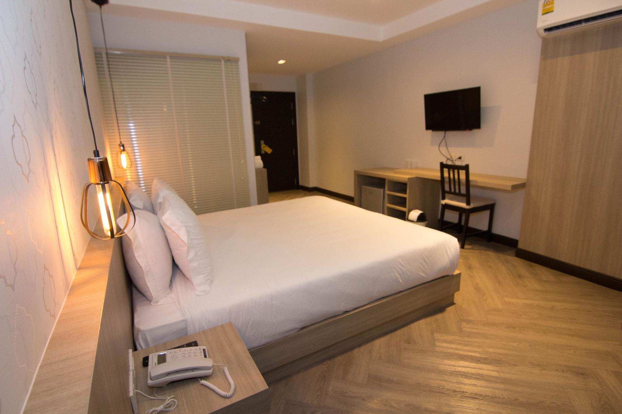 168 Studio Hotel Ubon Ratchathani Εξωτερικό φωτογραφία